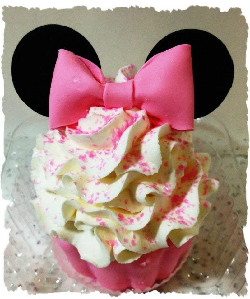 minnie mouse cupcake idea pink bow
