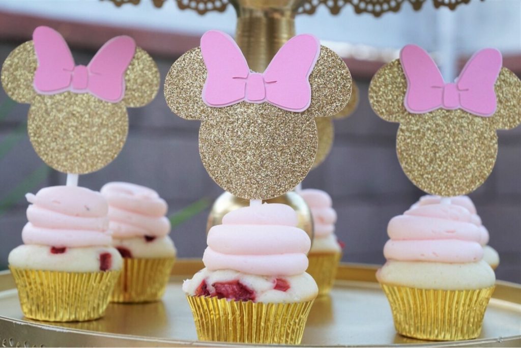 minnie mouse cupcake idea gold topper