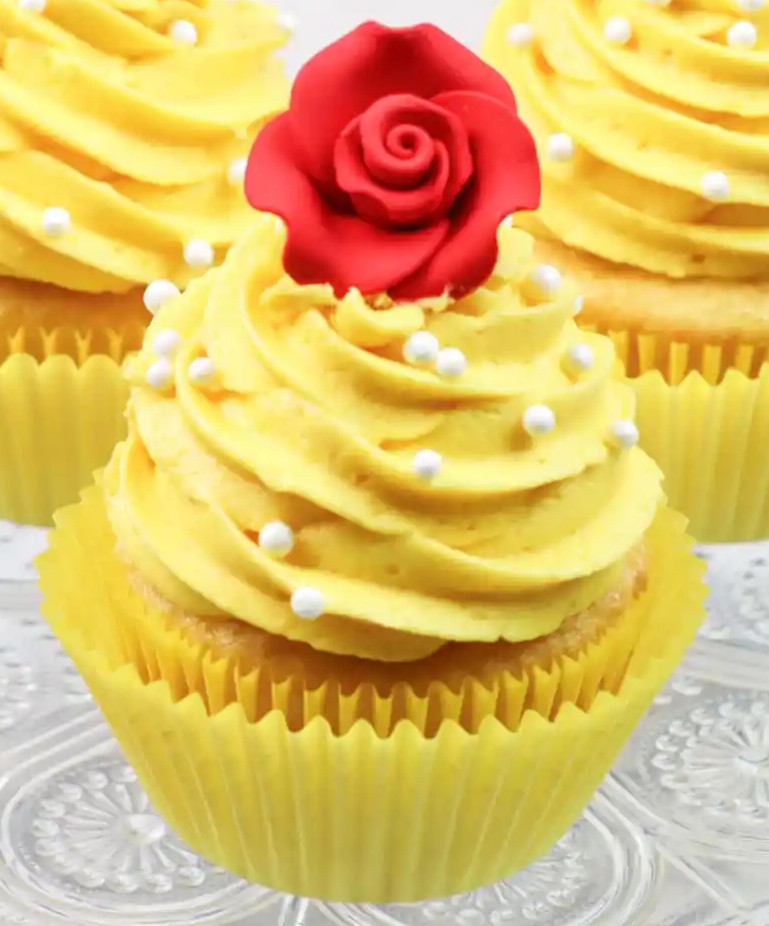 beauty and the beast cupcakes rose